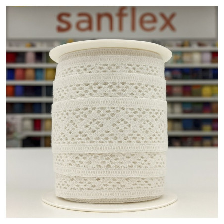 Puntilla bolillo 9404 blanco pieza 25 metros