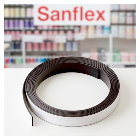 MAGNETIC ADHESIVE TAPE 17MM 3 METERS