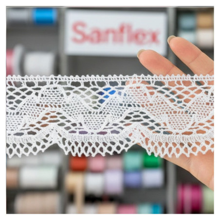 Spitze 3296 Spule 7,5 cm 30 Meter