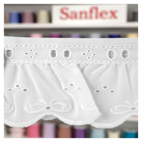 Embroidered Strip 6.5cm 11 Meters 25376-58