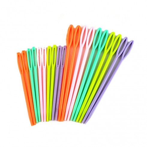 Assorted Plastic Yarn Needles For Kids